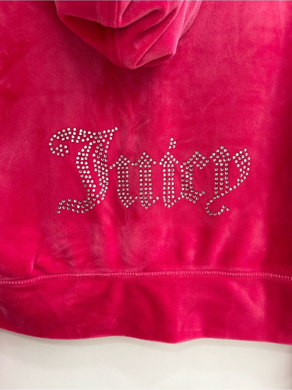 Juicy Couture Hot Pink Velour Track Suit Rhinestone Bum Size Medium - Picture 9 of 16